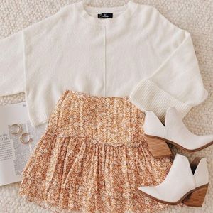 Outfit Mystery Box !! 💛